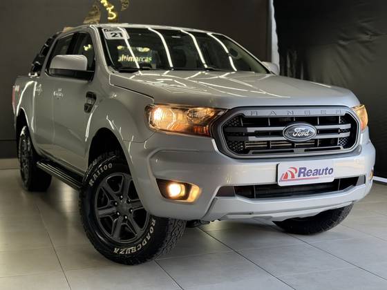 FORD RANGER 2.2 XLS 4X4 CD 16V DIESEL 4P AUTOMÁTICO FORD RANGER 2.2 XLS 4X4 CD 16V DIESEL 4P AUTOMÁTICO